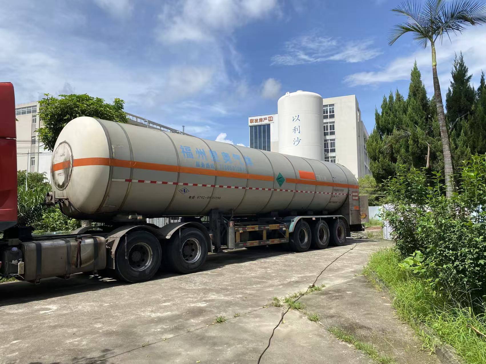 Xiamen Elisha Welcomes 20m³ CO2 Delivery to Power Carbonated Drinks Contract Manufacturing